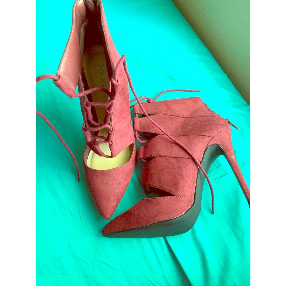 Burgundy women high heels